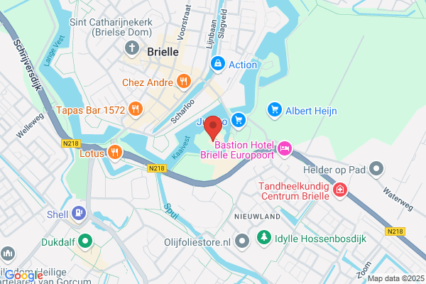 Cafe Petit Restaurant De Witte Raaf