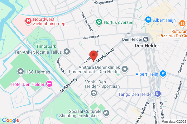 Nieuwenhuis, Sandra