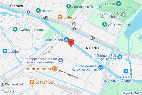De Winkel In Zijde- En Droogbloemstukken