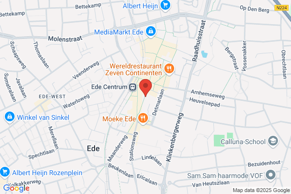 Hoeven, Jet Van Der