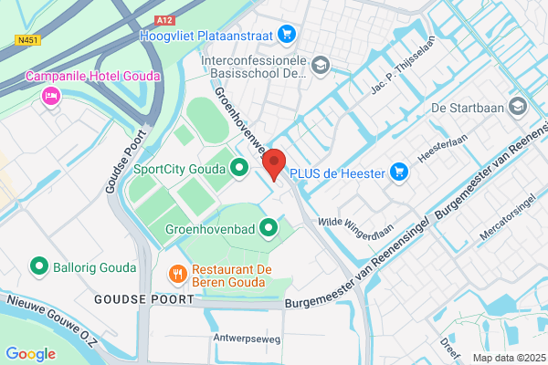 Velde Bv, Van