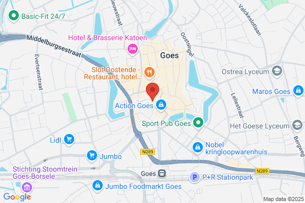 Schoonh.- & Pedicuresalon M. Van Der Gaa