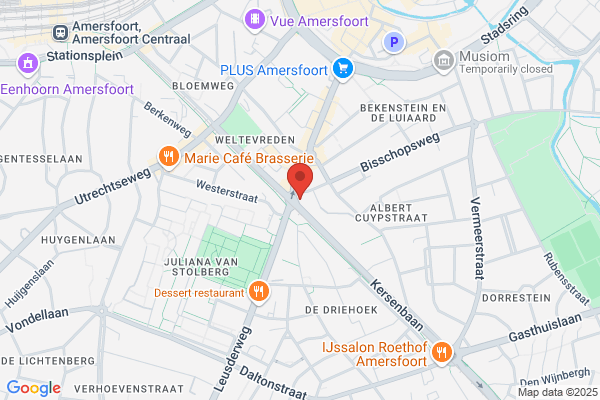 Kersenbaan, Café De