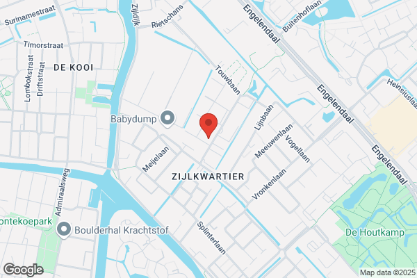 Voorthuijzen Garage, Van
