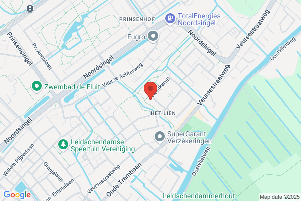 Woesik, Van