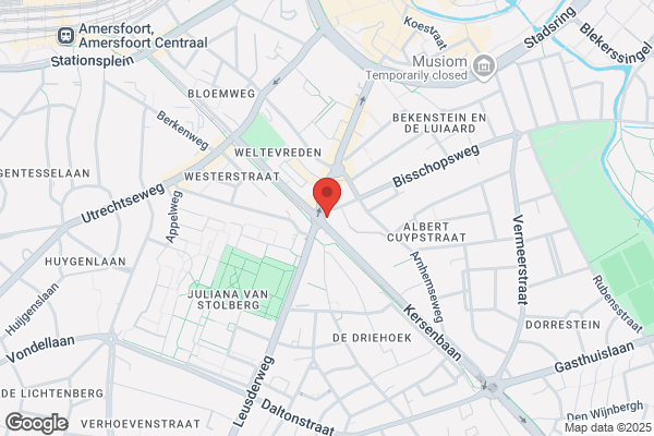 Kersenbaan, Café De