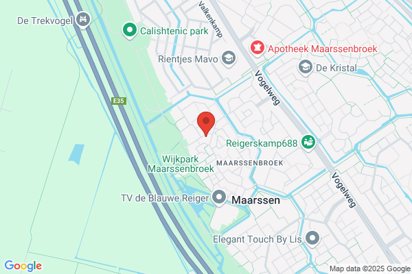 Dort & Zoon Bv, A Van